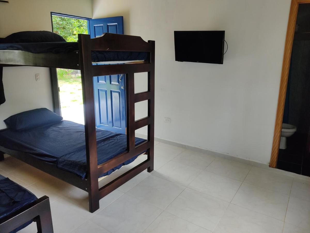 Puerta Azul Capurgana Hotel Екстериор снимка